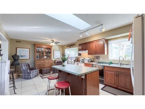 157 William Street N, Clinton, ON - Indoor Photo Showing Kitchen With Double Sink