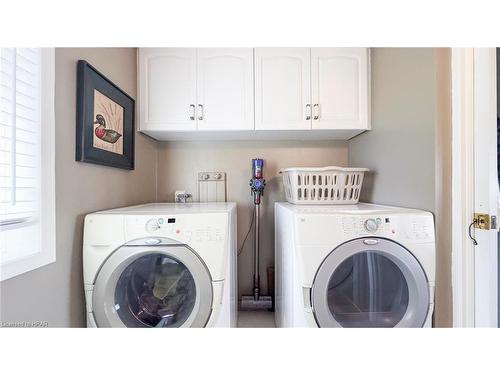 157 William Street N, Clinton, ON - Indoor Photo Showing Laundry Room