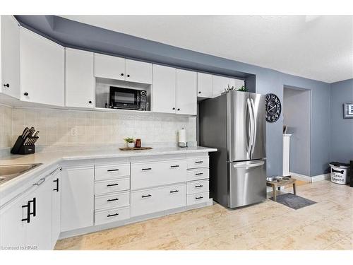 830 Elma Street W, Listowel, ON - Indoor Photo Showing Kitchen