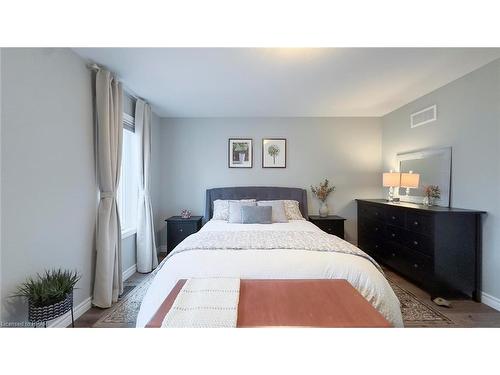 103 Huron Heights Drive, Ashfield-Colborne-Wawanosh, ON - Indoor Photo Showing Bedroom