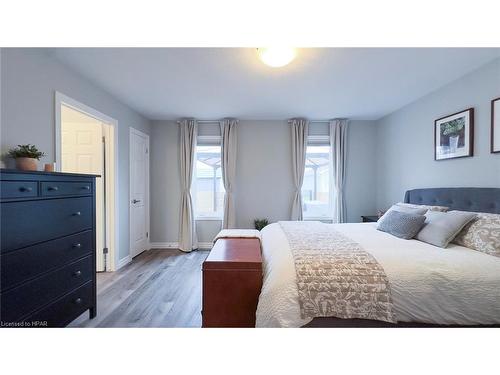 103 Huron Heights Drive, Ashfield-Colborne-Wawanosh, ON - Indoor Photo Showing Bedroom