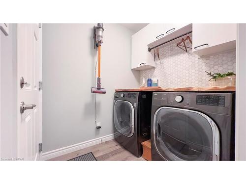 103 Huron Heights Drive, Ashfield-Colborne-Wawanosh, ON - Indoor Photo Showing Laundry Room