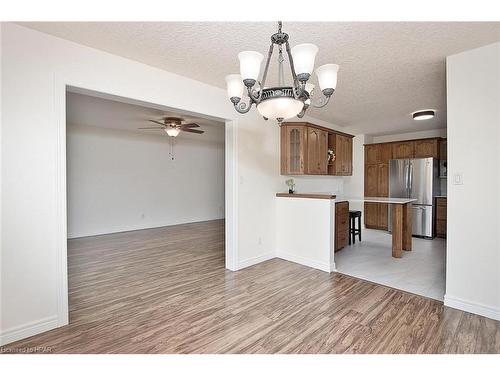 55 Hyde Road, Stratford, ON - Indoor Photo Showing Kitchen