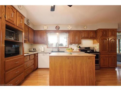 596 Elgin Street E, St. Marys, ON - Indoor Photo Showing Kitchen