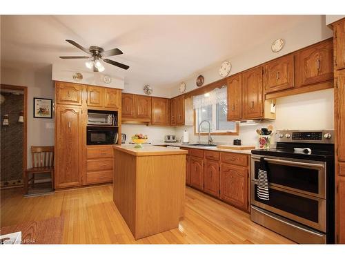 596 Elgin Street E, St. Marys, ON - Indoor Photo Showing Kitchen