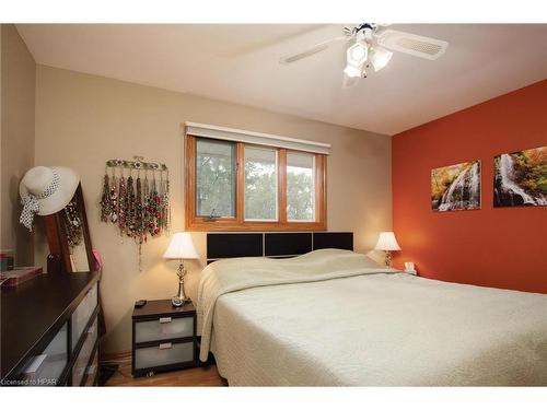 596 Elgin Street E, St. Marys, ON - Indoor Photo Showing Bedroom