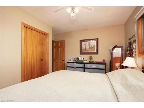 596 Elgin Street E, St. Marys, ON - Indoor Photo Showing Bedroom