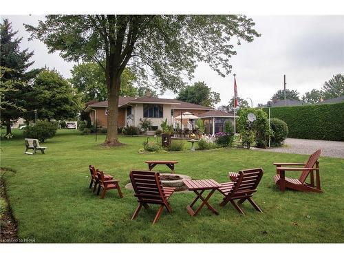 596 Elgin Street E, St. Marys, ON - Outdoor With Backyard