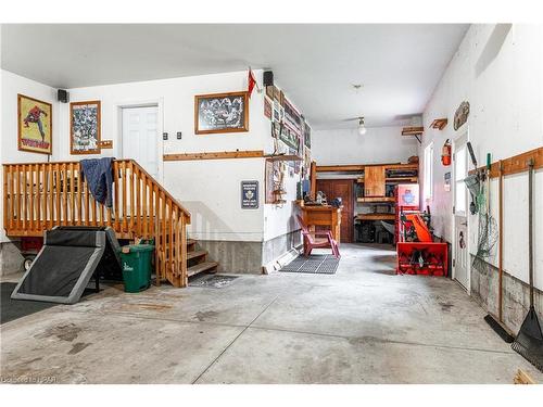 18 Abraham Drive, Stratford, ON - Indoor Photo Showing Other Room