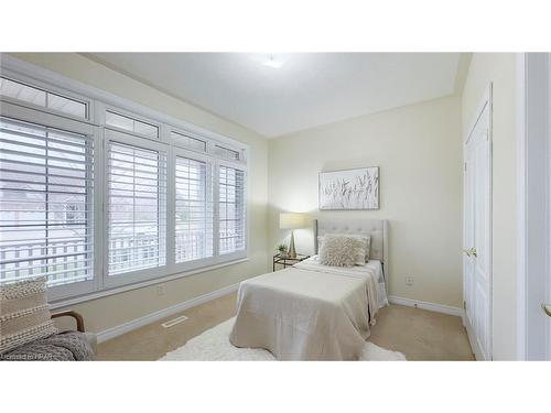 8 Macpherson Avenue, Seaforth, ON - Indoor Photo Showing Bedroom