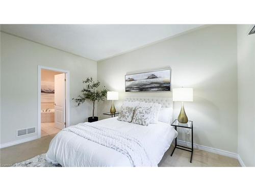 8 Macpherson Avenue, Seaforth, ON - Indoor Photo Showing Bedroom