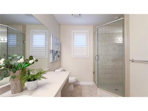 8 Macpherson Avenue, Seaforth, ON - Indoor Photo Showing Bathroom