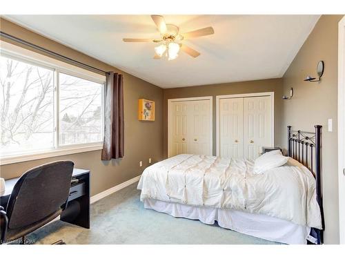 793 Lavery Street, Listowel, ON - Indoor Photo Showing Bedroom