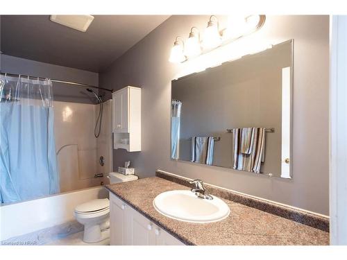 793 Lavery Street, Listowel, ON - Indoor Photo Showing Bathroom