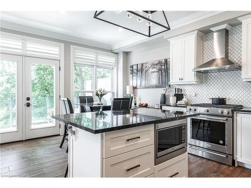 109-362 Fairview Street, New Hamburg, ON - Indoor Photo Showing Kitchen