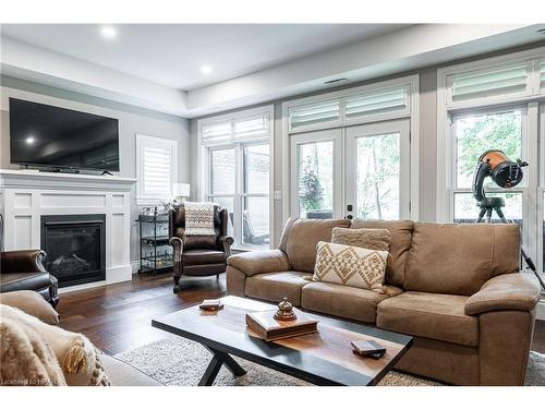 109-362 Fairview Street, New Hamburg, ON - Indoor Photo Showing Living Room With Fireplace