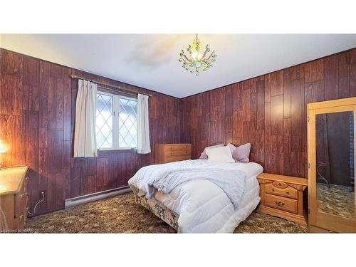 38113 Belgrave Road, Ashfield-Colborne-Wawanosh, ON - Indoor Photo Showing Bedroom