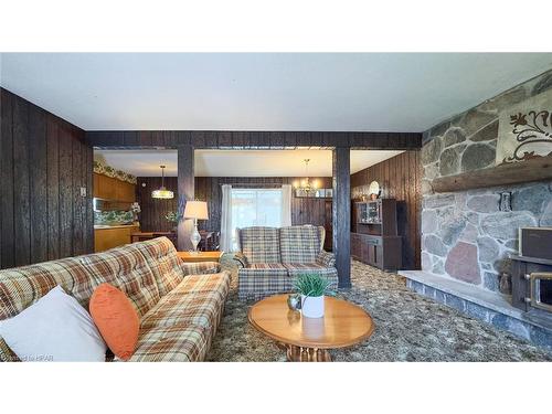 38113 Belgrave Road, Ashfield-Colborne-Wawanosh, ON - Indoor Photo Showing Living Room With Fireplace