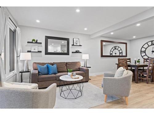 4335 Perth Road 119, Perth East, ON - Indoor Photo Showing Living Room