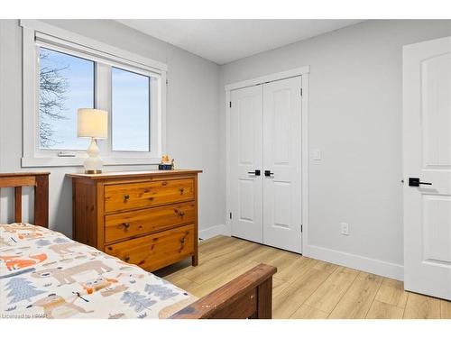 4335 Perth Road 119, Perth East, ON - Indoor Photo Showing Bedroom