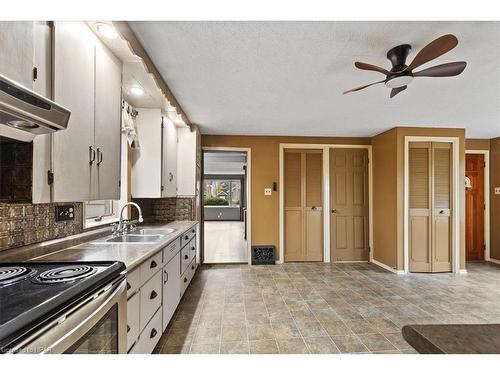 129 King Street N, Atwood, ON - Indoor Photo Showing Kitchen With Double Sink