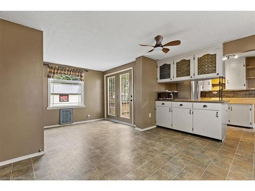 129 King Street N, Atwood, ON - Indoor Photo Showing Kitchen With Double Sink