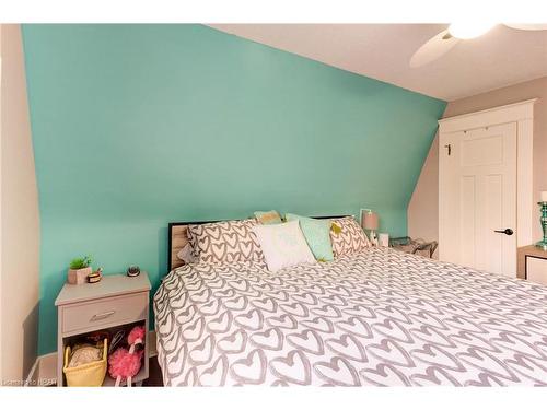 465 Albert Avenue N, Listowel, ON - Indoor Photo Showing Bedroom