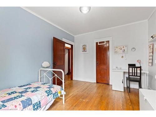 43 Louise Street, Stratford, ON - Indoor Photo Showing Bedroom