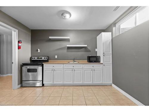 125 Armstrong Street W, Listowel, ON - Indoor Photo Showing Kitchen