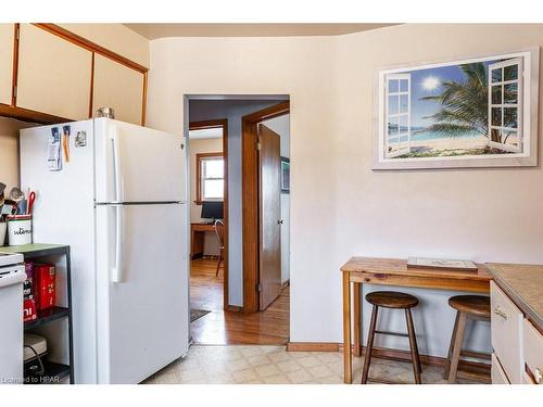 51 Gordon Street, Stratford, ON - Indoor Photo Showing Kitchen