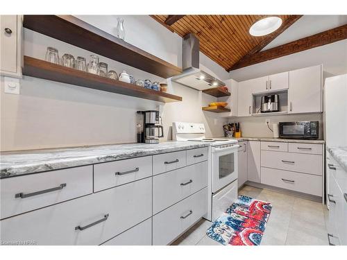 312621 Highway 6, Southgate, ON - Indoor Photo Showing Kitchen