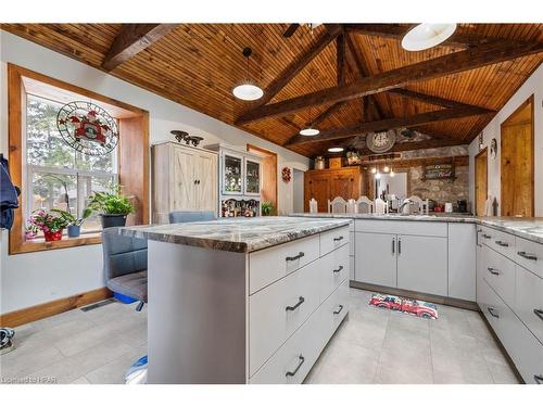 312621 Highway 6, Southgate, ON - Indoor Photo Showing Kitchen