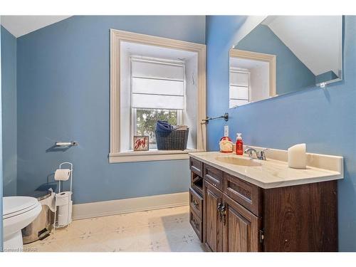 312621 Highway 6, Southgate, ON - Indoor Photo Showing Bathroom