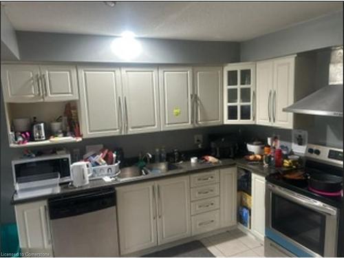 64 Clough Crescent, Guelph, ON - Indoor Photo Showing Kitchen