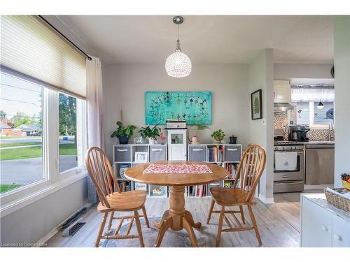 1383 Garrison Road, Fort Erie, ON - Indoor Photo Showing Dining Room