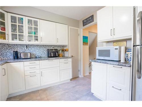 1383 Garrison Road, Fort Erie, ON - Indoor Photo Showing Kitchen