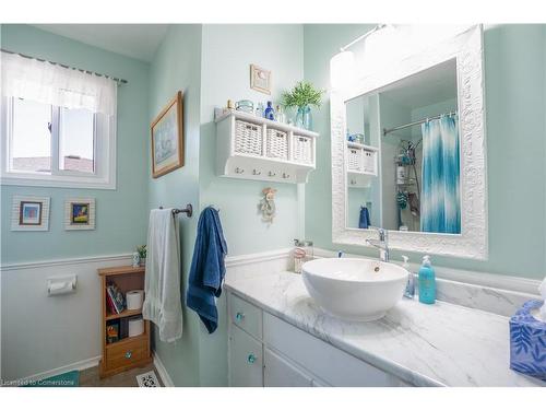 1383 Garrison Road, Fort Erie, ON - Indoor Photo Showing Bathroom