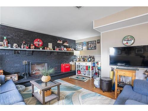 1383 Garrison Road, Fort Erie, ON - Indoor Photo Showing Other Room With Fireplace