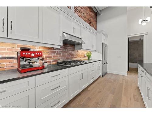 201-247 Brock Street, Ameliasburgh, ON - Indoor Photo Showing Kitchen With Upgraded Kitchen