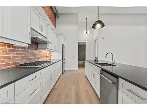 201-247 Brock Street, Ameliasburgh, ON - Indoor Photo Showing Kitchen With Upgraded Kitchen