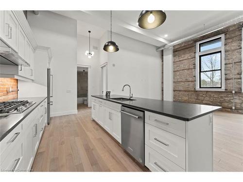 201-247 Brock Street, Ameliasburgh, ON - Indoor Photo Showing Kitchen With Upgraded Kitchen