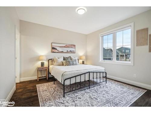 194 Courtland Street, The Blue Mountains, ON - Indoor Photo Showing Bedroom