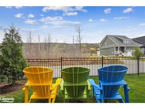 194 Courtland Street, The Blue Mountains, ON - Outdoor With Backyard