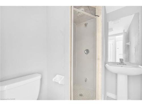 21 Kayak Heights, Brampton, ON - Indoor Photo Showing Bathroom