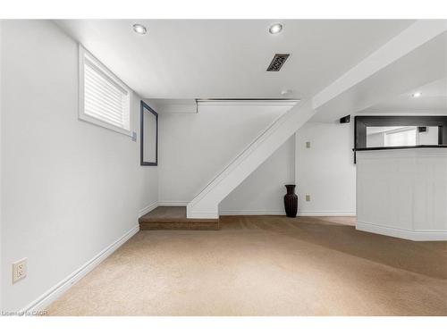 97 Bell Avenue, Hamilton, ON - Indoor Photo Showing Other Room