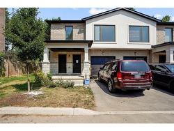 32 Alayche Trail  Welland, ON L3C 0J7