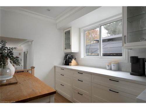 134 Fairwood Place W, Burlington, ON - Indoor