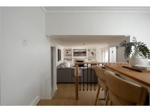 134 Fairwood Place W, Burlington, ON - Indoor