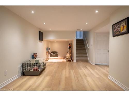 134 Fairwood Place W, Burlington, ON - Indoor Photo Showing Other Room