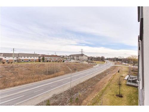 27-350 Fisher Mills Road, Cambridge, ON - Outdoor With View